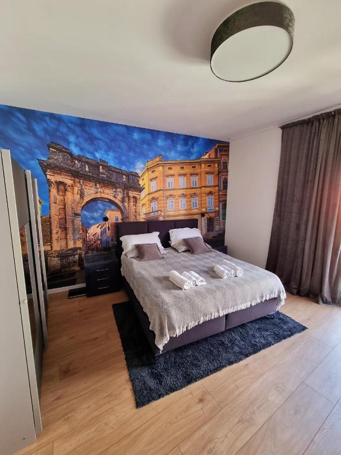 Stivi Luxury Apartments Pula Exteriér fotografie